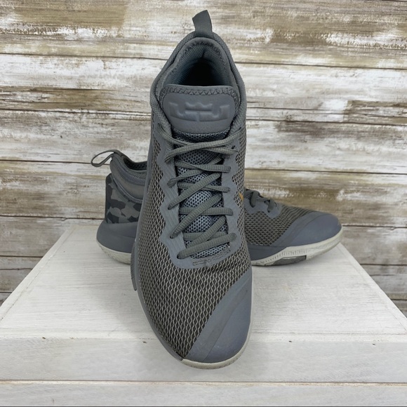 NIKE Lebron Witness II 2 Men’s 8.5 Basketball - Picture 8 of 10